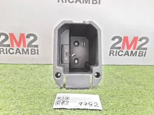 VANO Portaoggetti Console Centrale ANT 96984007 USB BRACCIOLO Chevrolet Cruze 2009