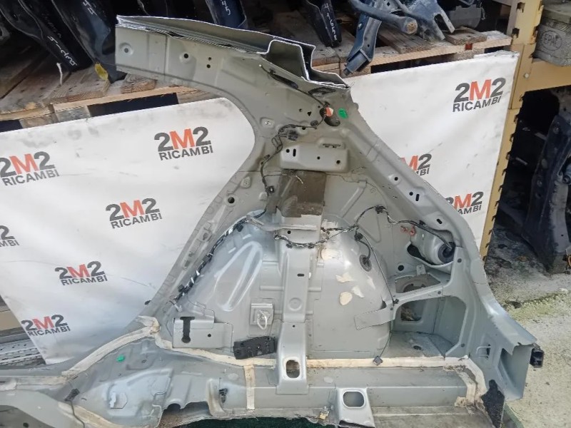 Parafango POST DX 39246003 Opel Astra K 2016