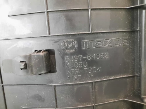 VANO Portaoggetti Console Centrale ANT BJS7-64362 Mazda 3 III 2016