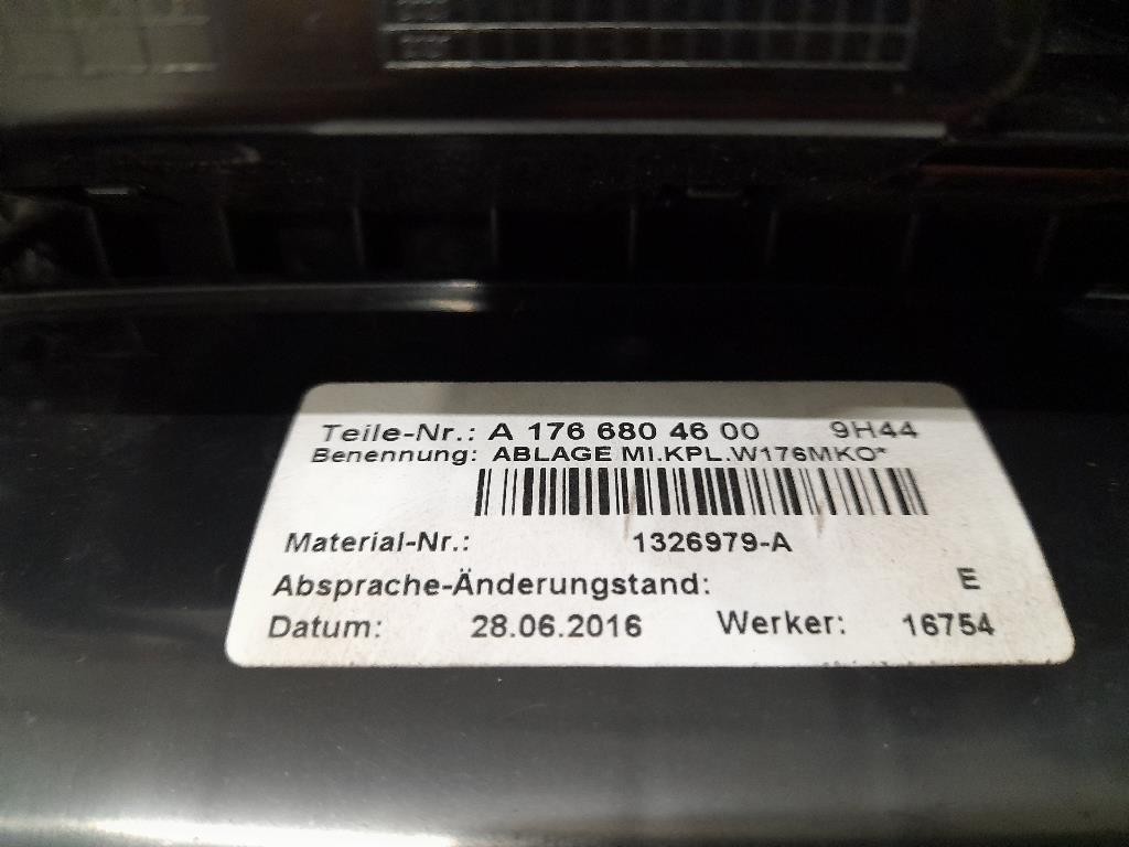 VANO Portaoggetti Console Centrale ANT A1766804600 Mercedes Classe A W176 2015