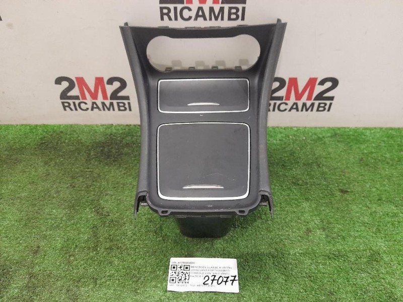 VANO Portaoggetti Console Centrale ANT A1766804600 Mercedes Classe A W176 2015