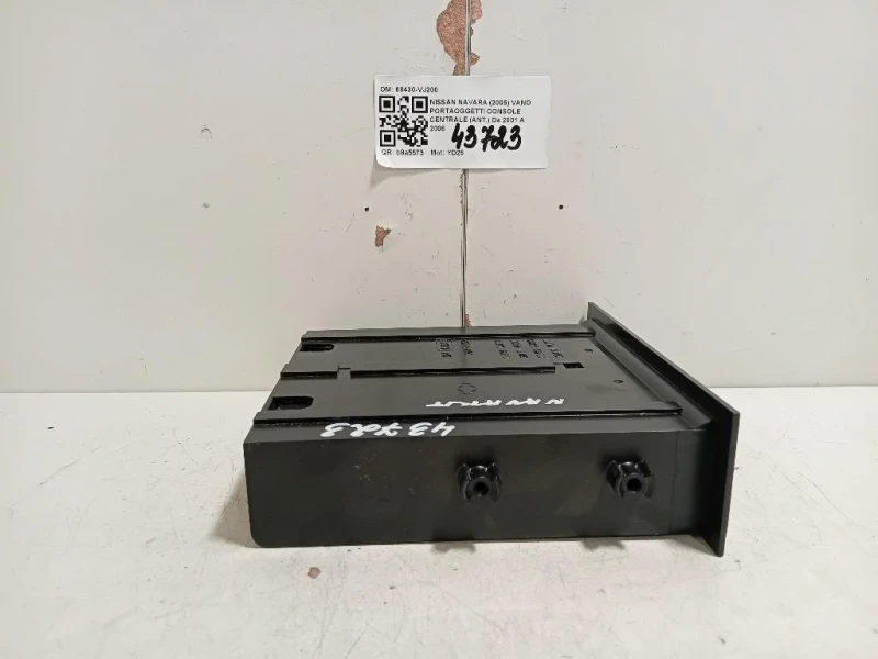 VANO Portaoggetti Console Centrale ANT 68430-VJ200 Nissan Navara 2005