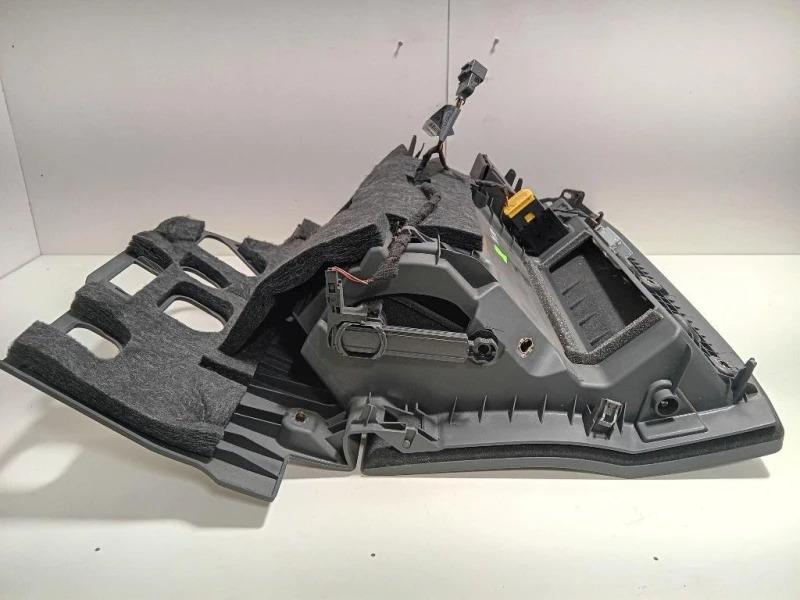 VANO Portaoggetti Cruscotto DX 8W1 857 035 Audi A4 8W5 Avant 2015