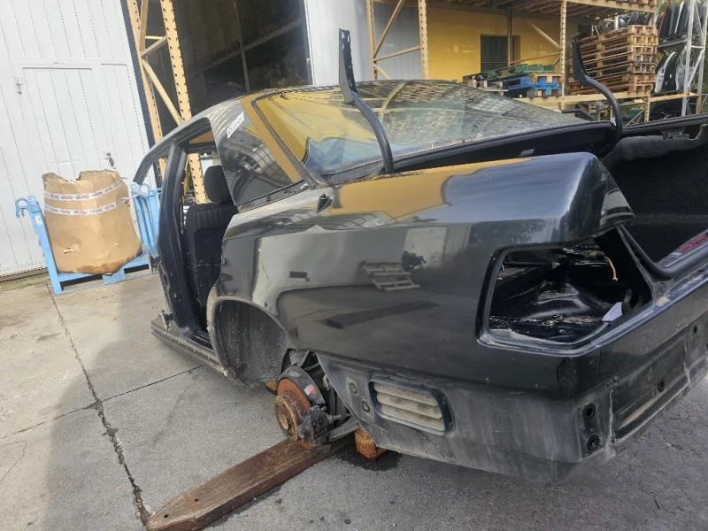 Parafango POST SX A1246304321 Mercedes Classe E W124 1985