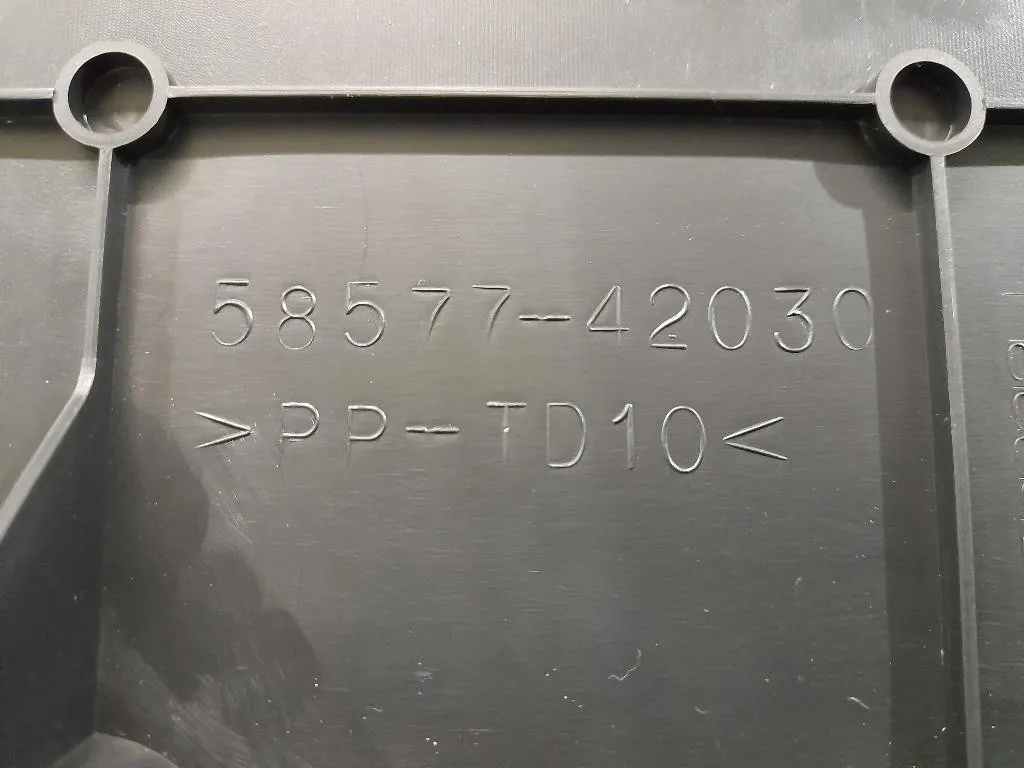 Vasca Contenitore VANO Bagagliaio 5857742030 Toyota RAV 4 III 2006