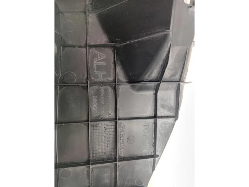 Parafango POST SX 52592-02200 Toyota Auris II 2013