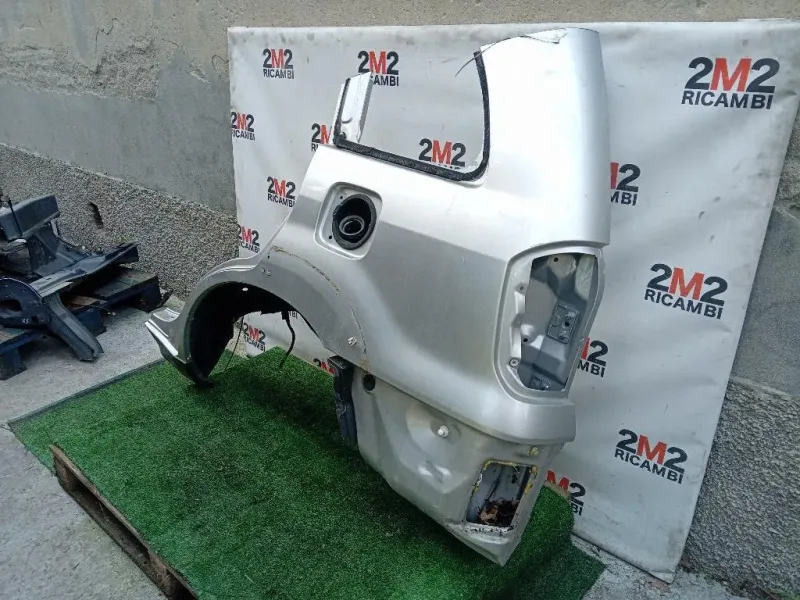 Parafango POST SX 6162042230 Toyota RAV 4 II 2000