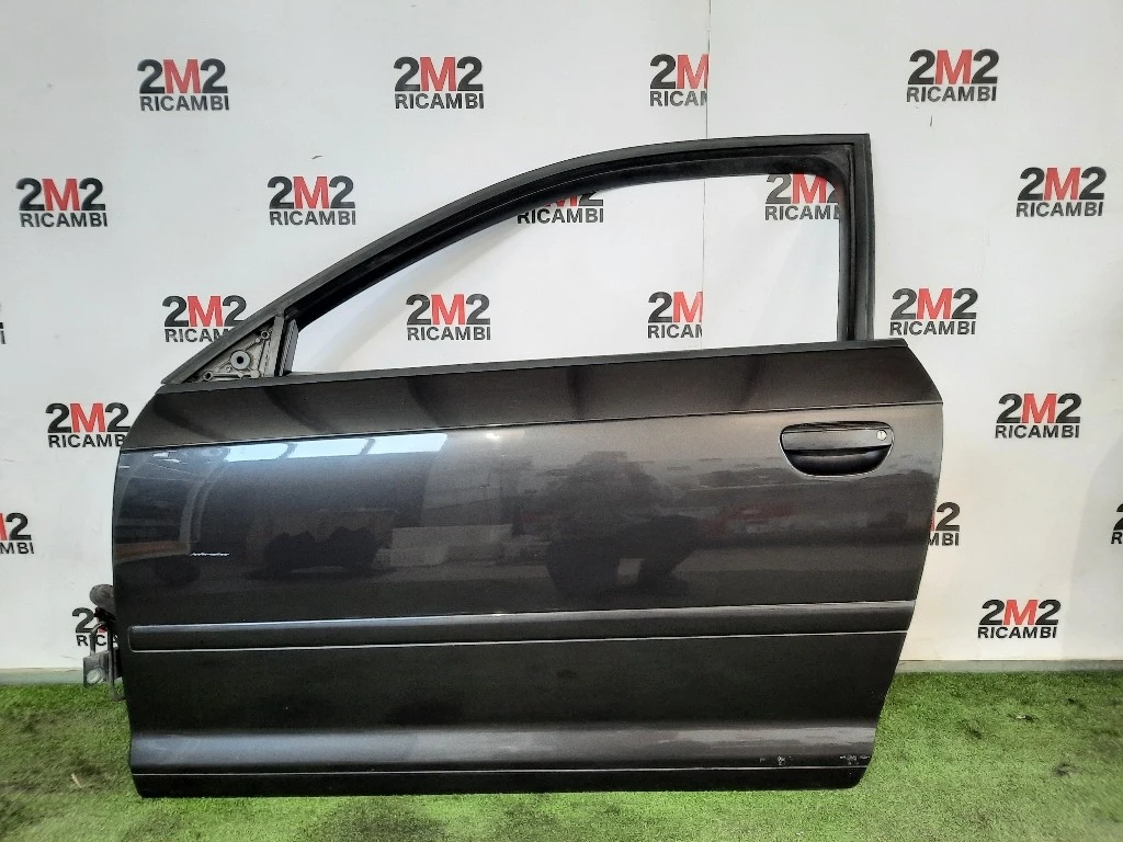 Porta ANT SX 8P3831051D Audi A3 8P1 2008