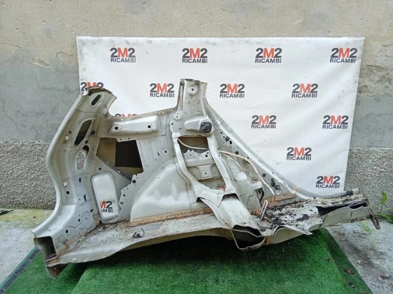 Parafango POST SX PARAFANGO SINISTRO POST Volvo V60 I 2013