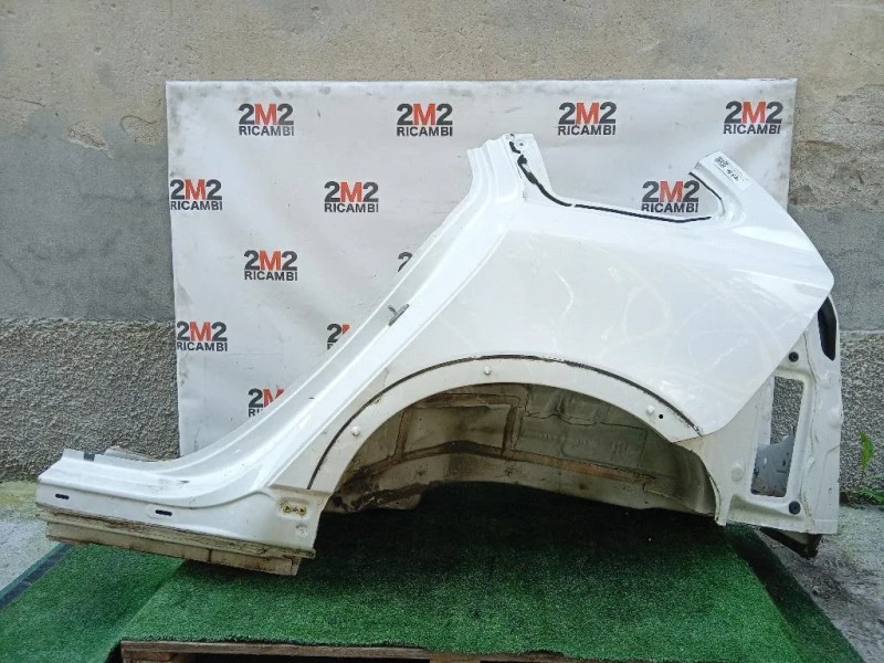 Parafango POST SX PARAFANGO SINISTRO POST Volvo V60 I 2013