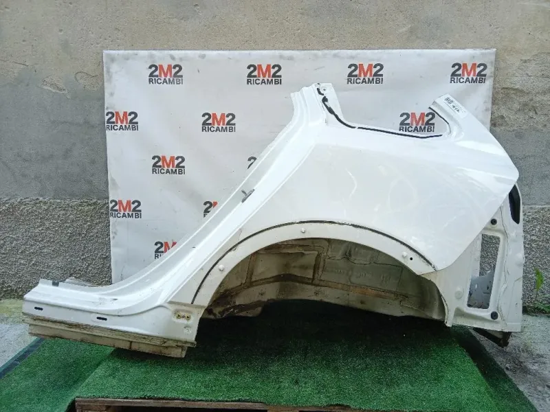 Parafango POST SX PARAFANGO SINISTRO POST Volvo V60 I 2013