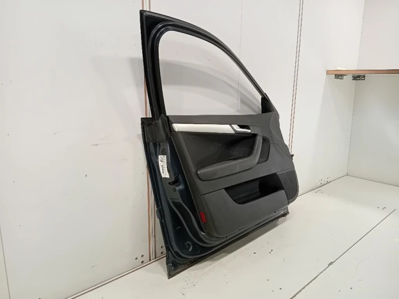 Porta ANT SX 8P4831051A Audi A3 8PA Sportback 2010