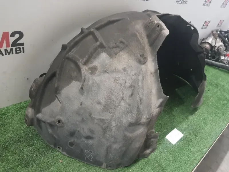 Parasassi Passaruota Interno ANT DX 8W0821172B Audi A4 8W2 2015