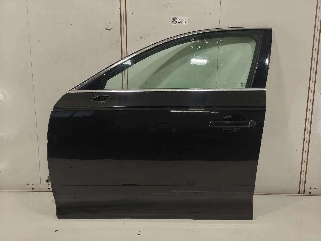 Porta ANT SX 8W0831051 Audi A4 8W2 2015