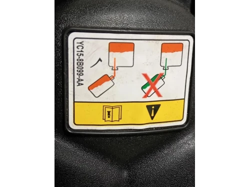 Vaschetta Acqua GX73 8A080 AC Jaguar XE 2015