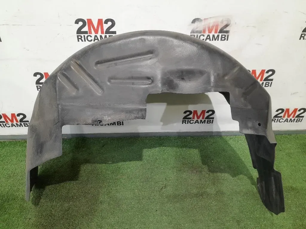 Parasassi Passaruota Interno POST DX 68087920AA Fiat Freemont 2011