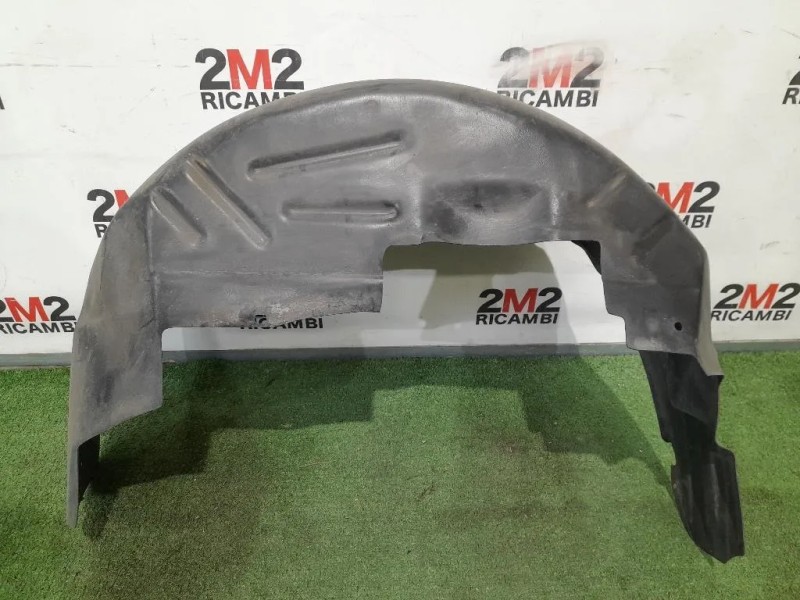 Parasassi Passaruota Interno POST DX 68087920AA Fiat Freemont 2011