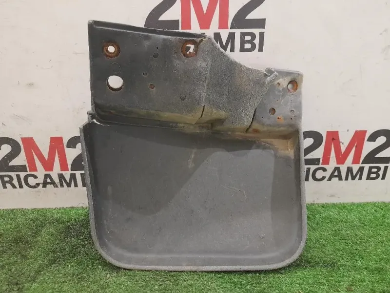 Paraspruzzi Parafango ANT DX MR109284 Mitsubishi L200 II 1997