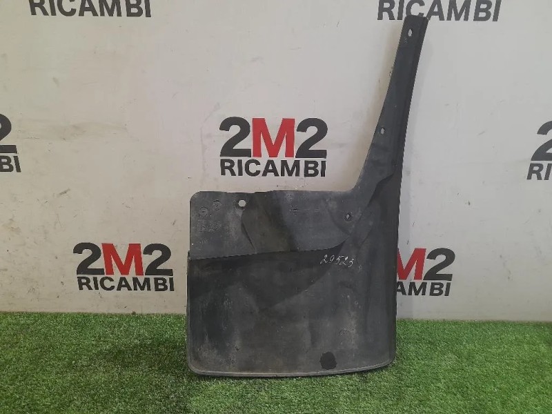 Paraspruzzi Parafango POST SX 78811-EB000 Nissan Navara 2010