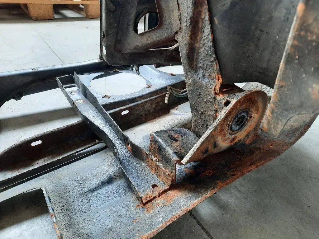 Paratia Cruscotto  Lancia 2000