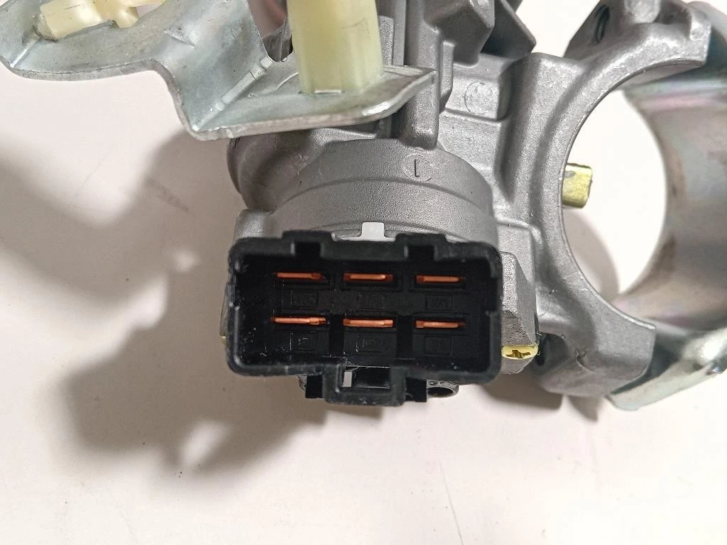 Bloccasterzo 819103W000 CON CHIAVE Kia Sportage III 2010