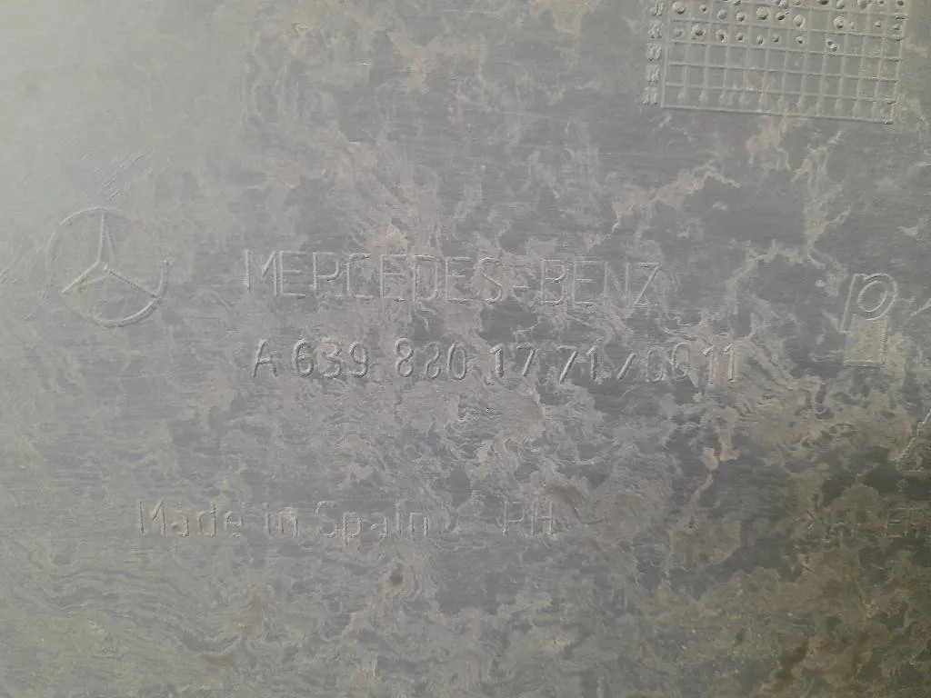 Paraurti Angolare POST DX A6398801771 Mercedes VITO W639 2004