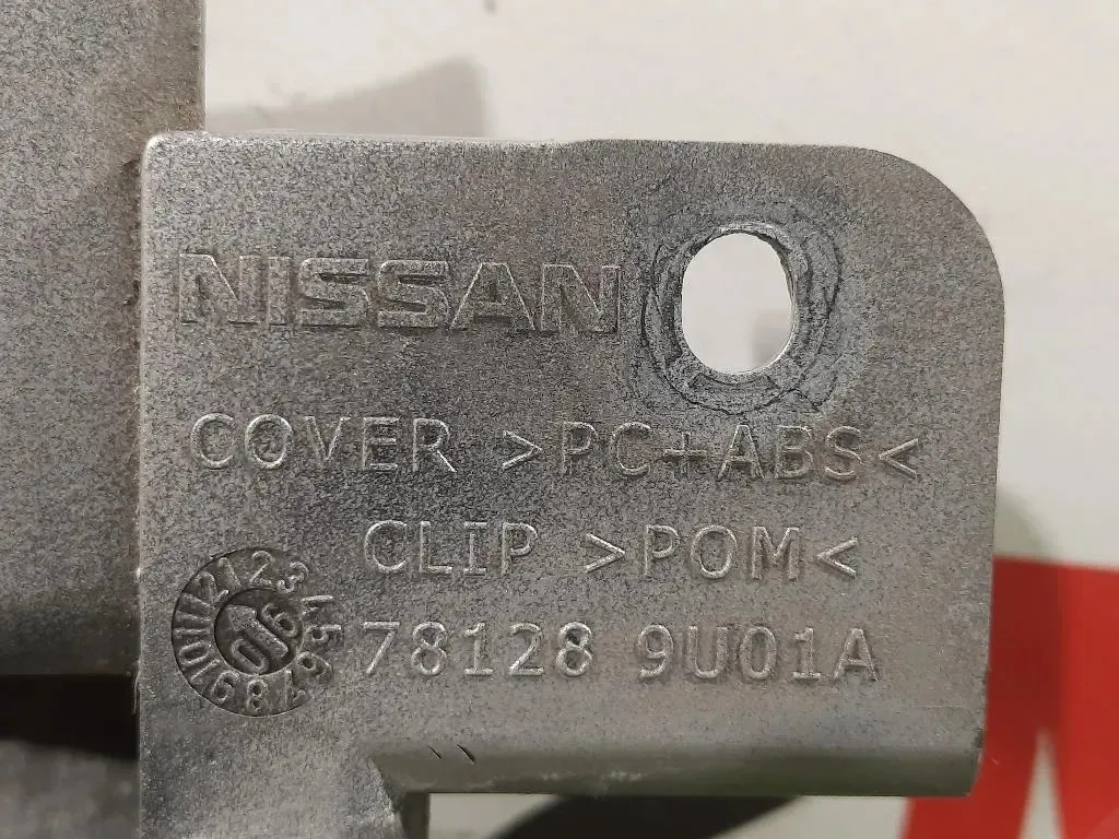 Paraurti Angolare POST DX 78128 9U01A Nissan NOTE I 2006