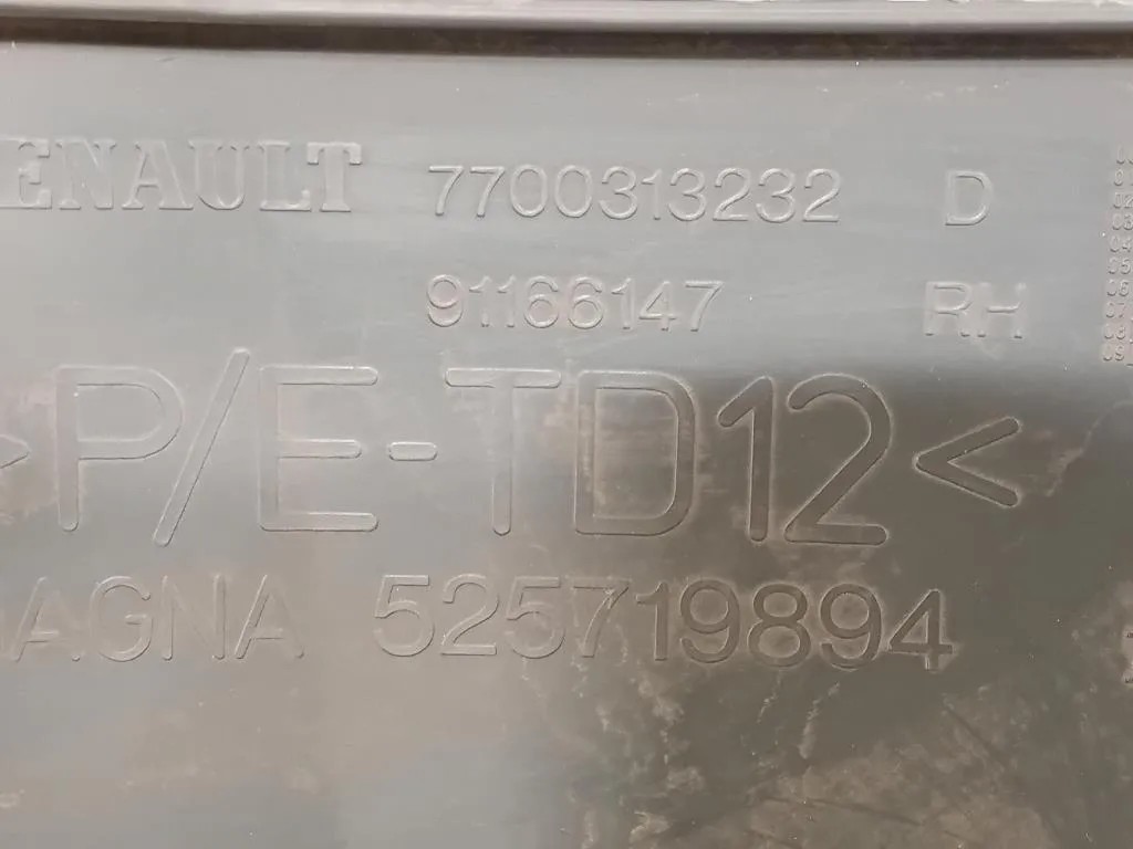 Paraurti Angolare POST DX 525719894 Opel Vivaro A 2007