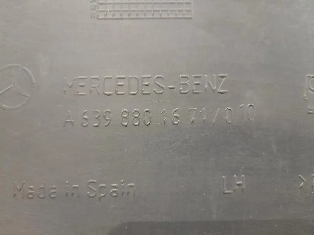 Paraurti Angolare POST SX A6398801671 Mercedes VITO W639 2004