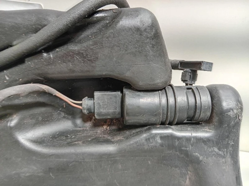 Vaschetta Tergicristalli A2048602360 Mercedes Classe E W212 2009