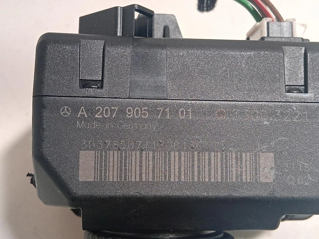 Bloccasterzo A2079057101 Mercedes Classe C W204 2011