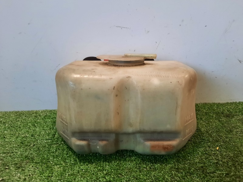 Vaschetta Tergicristalli 2891014G00 Nissan PICK UP D21 1986