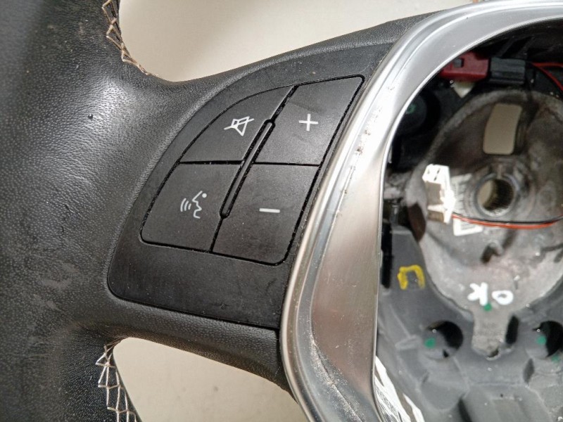 Volante 01561061600 Alfa Romeo Giulietta 2013