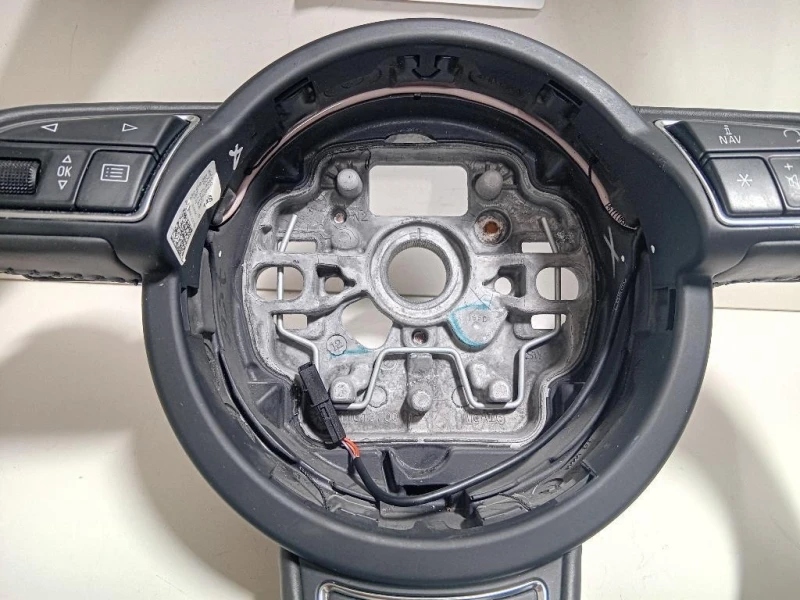 Volante 4G04190918X0880201 Audi A1 8XA Sportback 2012