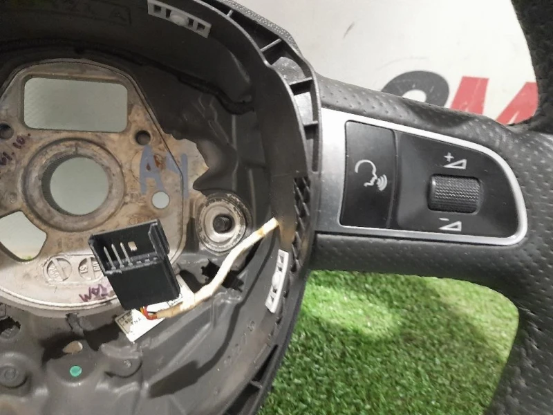 Volante VOLANTE Audi A4 8K2 2008