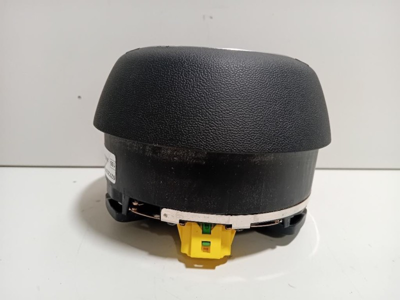 Volante 5654256968K0880201 Audi A4 8W2 2015