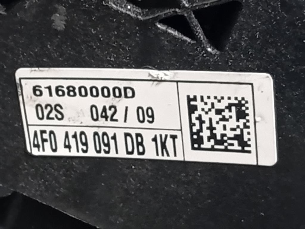 Volante 61678340C004F0 880 201 Audi A6 4F2 2008