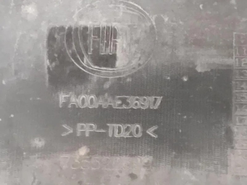 Paraurti ANT 71777664 Fiat 500L 2013