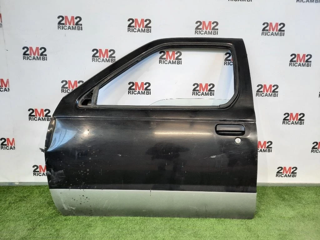 Porta ANT SX H01015X0MB Nissan Navara 2005