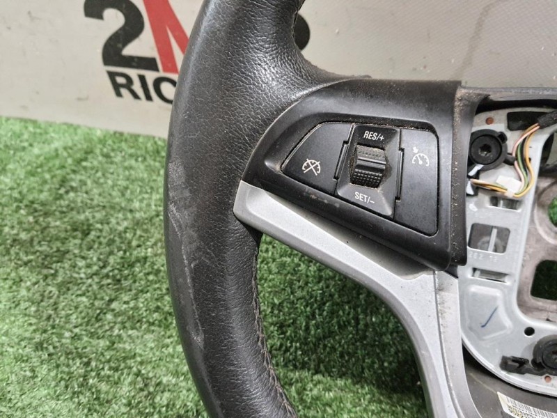 Volante 95227506 Chevrolet Orlando 2011