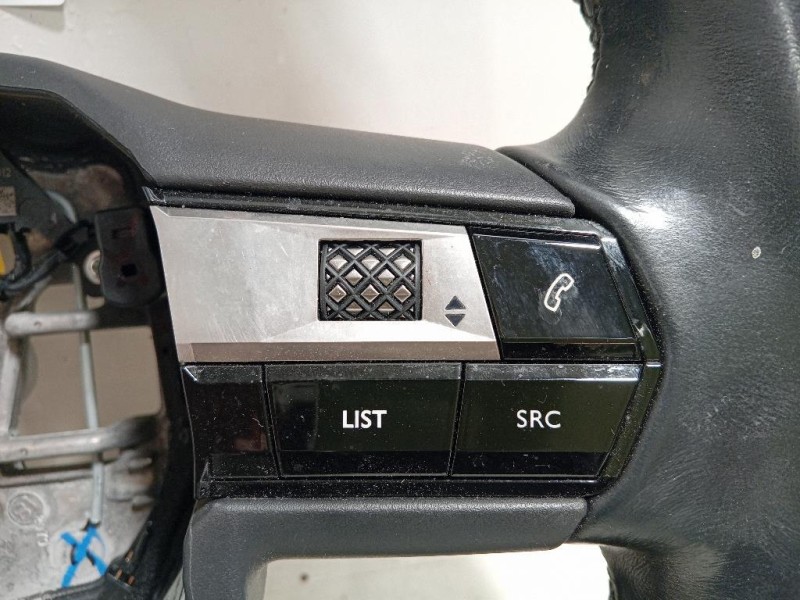 Volante 98258019 Citroen DS3 Crossback 2018