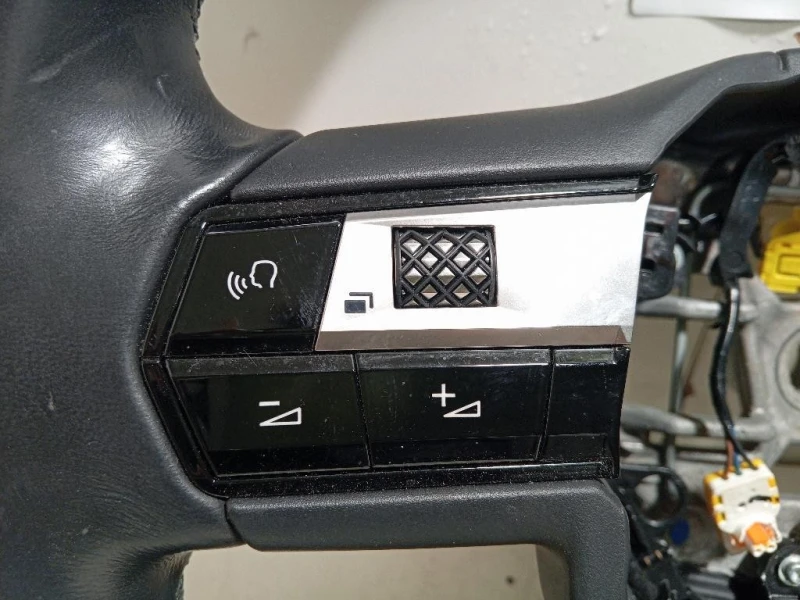 Volante 98258019 Citroen DS3 Crossback 2018