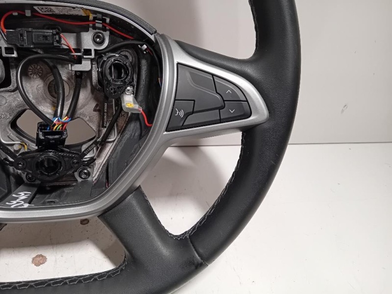 Volante 484001375R Dacia Duster II 2021