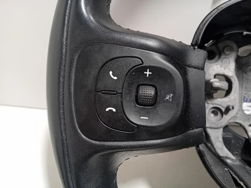 Volante 6204725 Fiat 500L 2013