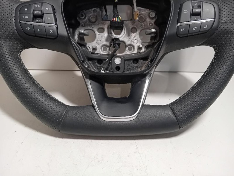 Volante L1TJ-3600-VD1GXA Ford PUMA II 2024