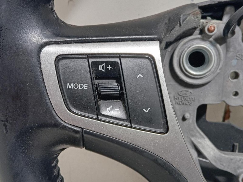 Volante 56100-3Z232 Hyundai I40 CW 2015