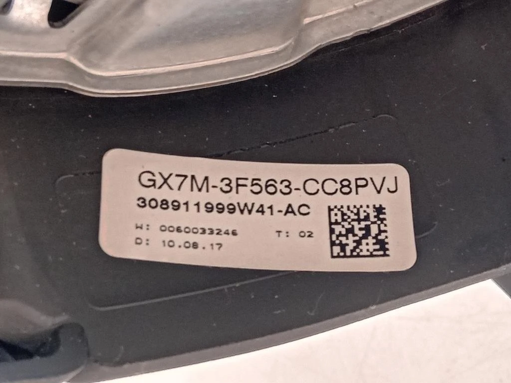 Volante GX7M-3F563-CC Jaguar XE 2015