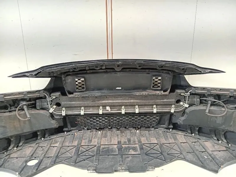 Paraurti ANT CX7M-17F003-AA Jaguar XE 2015