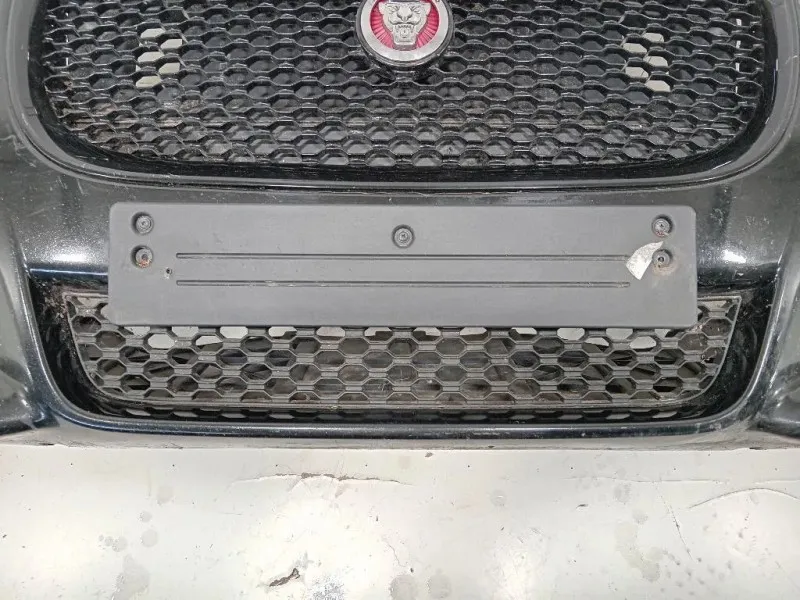 Paraurti ANT CX7M-17F003-AA Jaguar XE 2015