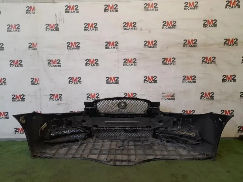 Paraurti ANT 8X23-17E898 Jaguar XF I 2008